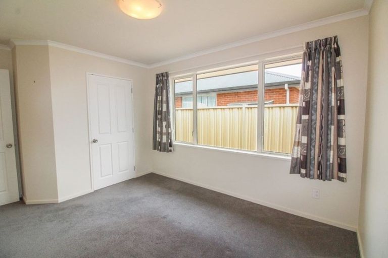 Photo of property in 4/4 Reid Avenue, Mosgiel, 9024