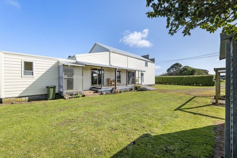 Photo of property in 16 Terou Street, Manaia, 4612