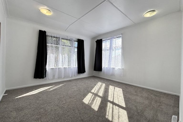Photo of property in 17 Cambridge Terrace, Papatoetoe, Auckland, 2025