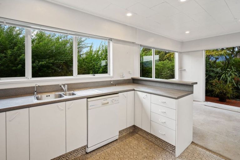 Photo of property in 73 Point Road, Monaco, Nelson, 7011