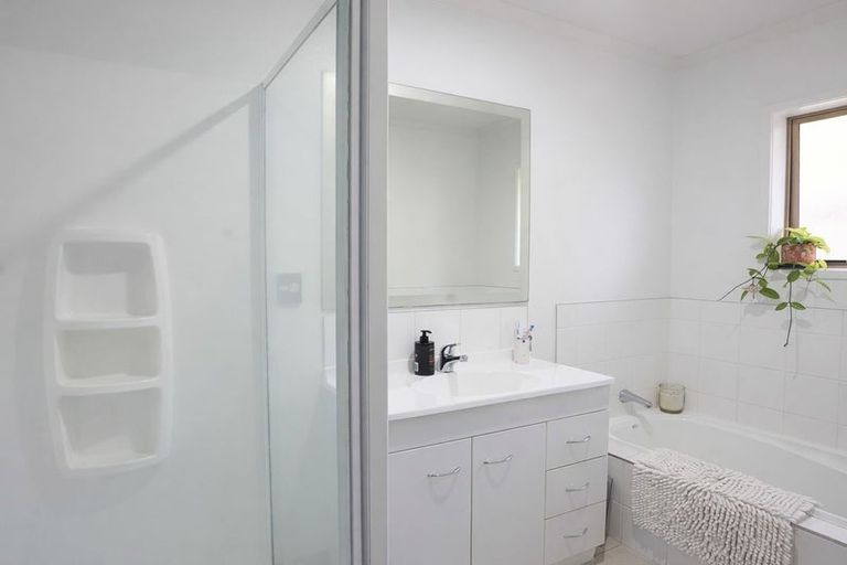 Photo of property in 28 Roto Street, Te Kauwhata, 3710