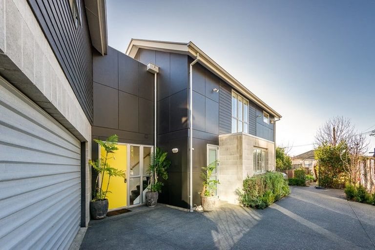Photo of property in 90 Wiggins Street, Sumner, Christchurch, 8081