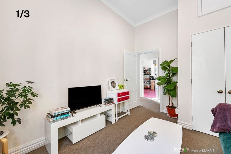 Photo of property in 3 Alameda Terrace, Aro Valley, Wellington, 6021