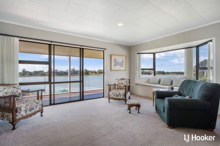Photo of property in 16 Pohutukawa Drive, Athenree, Katikati, 3177