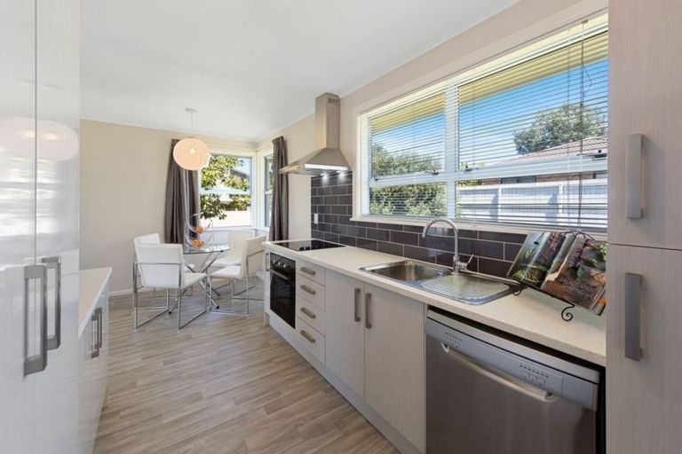 Photo of property in 11 Jordan Road, Mangere, Auckland, 2022
