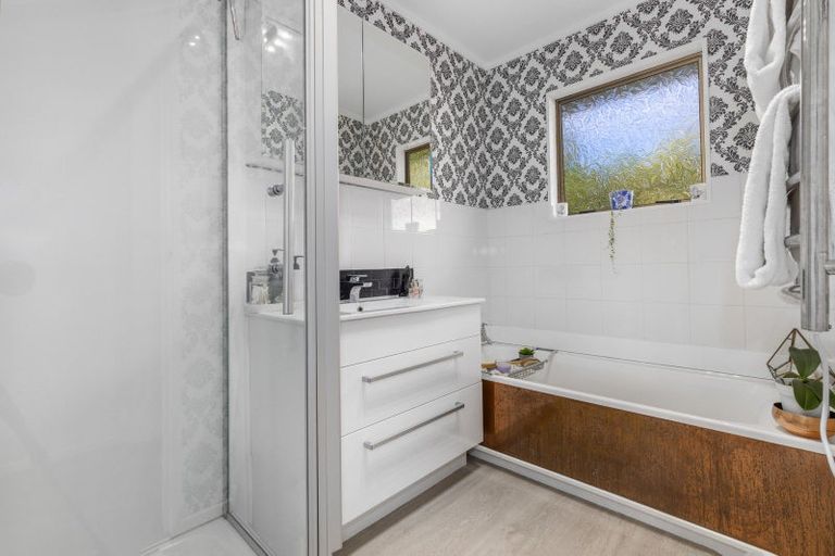 Photo of property in 3/39 Kinloch Place, Papakowhai, Porirua, 5024