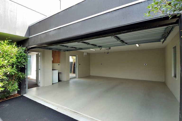 Photo of property in 77 Bishop Street, St Albans, Christchurch, 8014