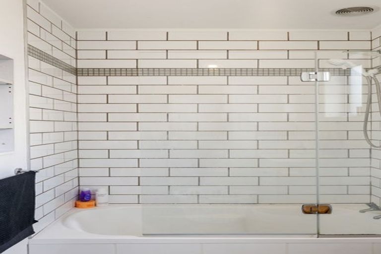 Photo of property in 17 Allen Street, Frankton, Hamilton, 3204