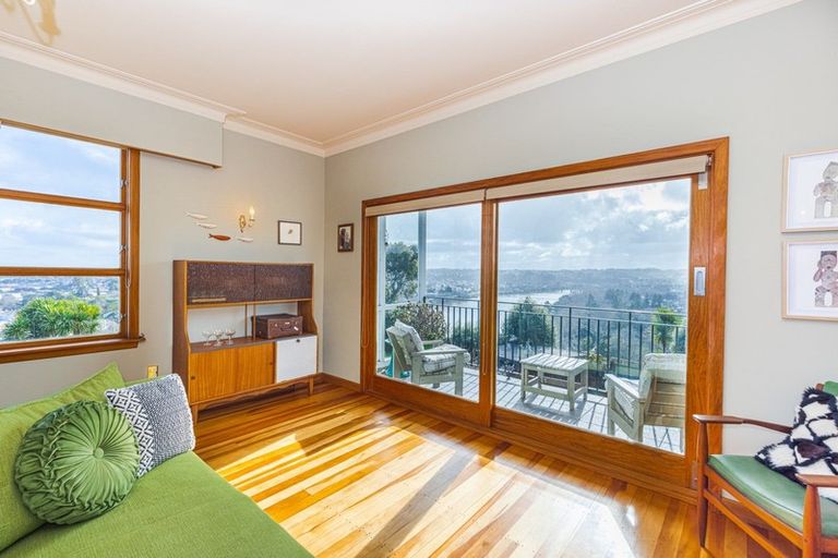Photo of property in 4 Shakespeare Road, Bastia Hill, Whanganui, 4500