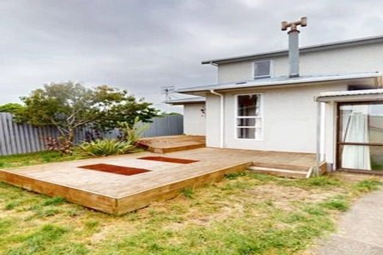 Photo of property in 91 Manuka Street, Castlecliff, Whanganui, 4501