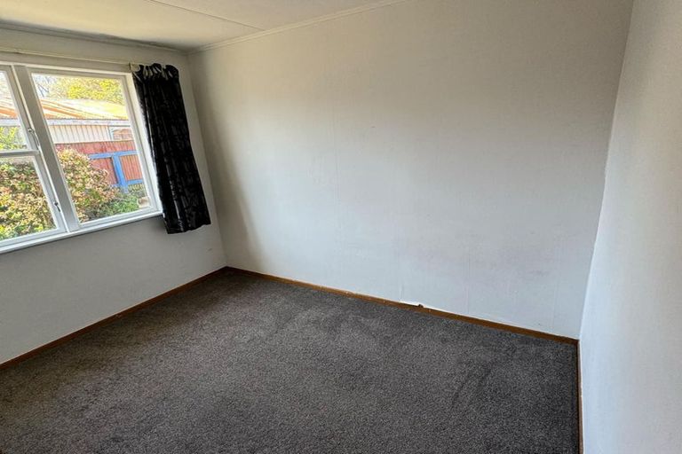 Photo of property in 72 Castor Crescent, Cannons Creek, Porirua, 5024