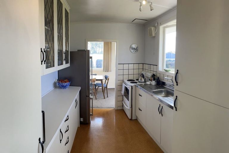 Photo of property in 1 Ngatuku Place, Tokoroa, 3420