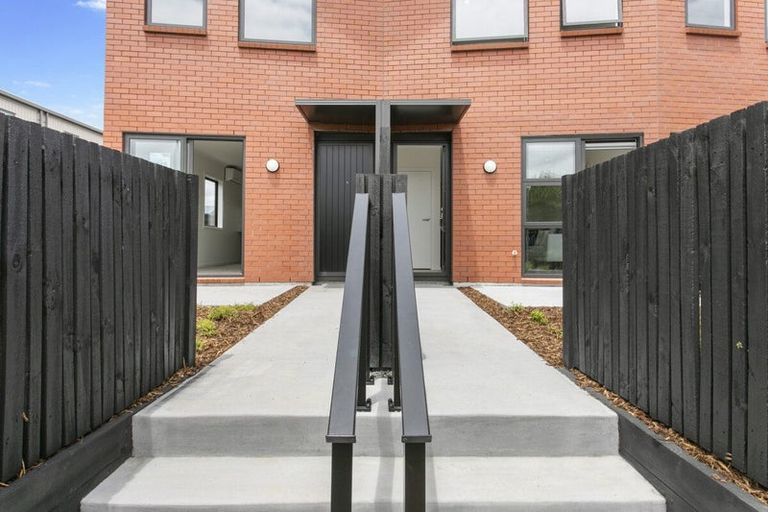 Photo of property in 62 Te Tihi Street, Wiri, 2104