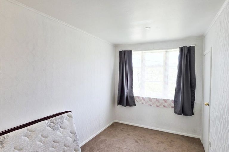 Photo of property in 19 Gear Terrace, Ranui, Porirua, 5024