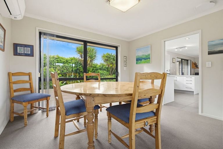 Photo of property in 180 Saint James Drive, Huntington, Hamilton, 3210