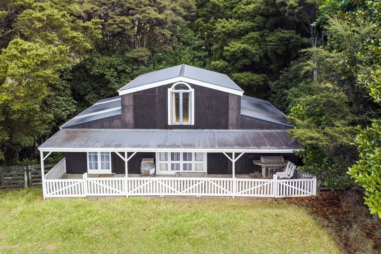 Photo of property in 378 Whitmore Road, Tawharanui Peninsula, Warkworth, 0986