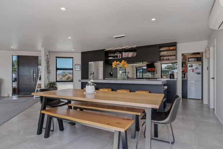 Photo of property in 15d Madison Street, Carterton, 5713