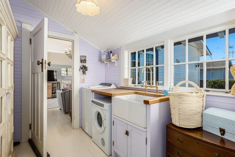 Photo of property in 22 Torridon Road, Miramar, Wellington, 6022