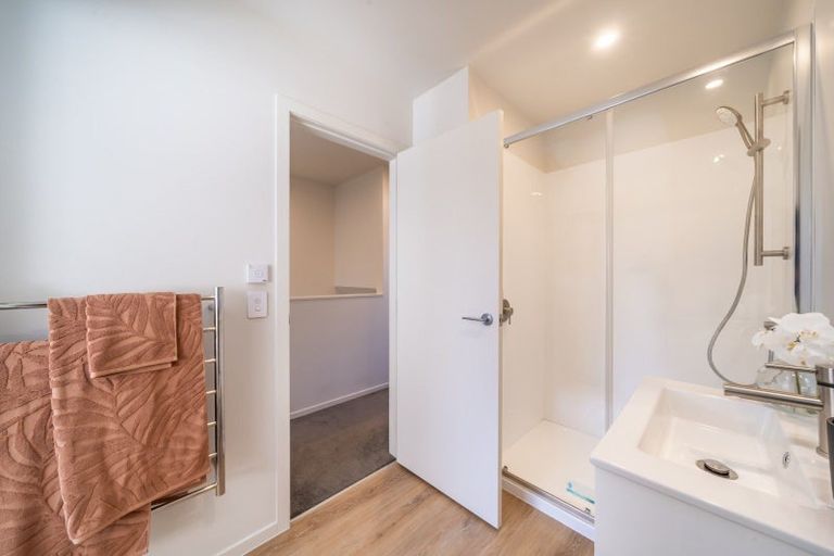 Photo of property in 7/240 Stokes Valley Road, Stokes Valley, Lower Hutt, 5019