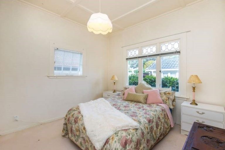 Photo of property in 1/67 Kitchener Road, Milford, Auckland, 0620