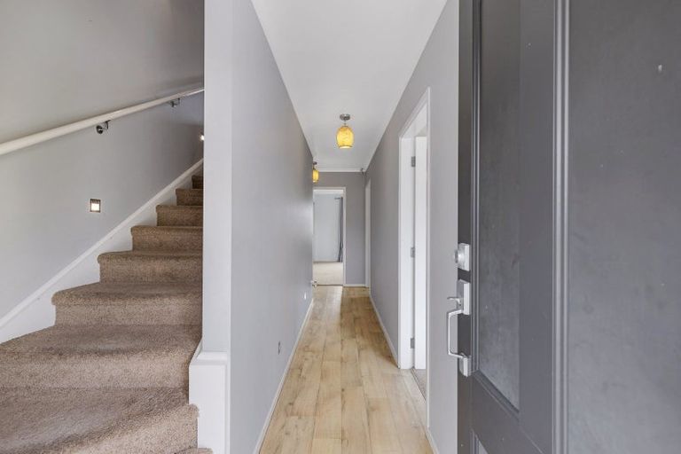 Photo of property in 94 James Line, Kelvin Grove, Palmerston North, 4414