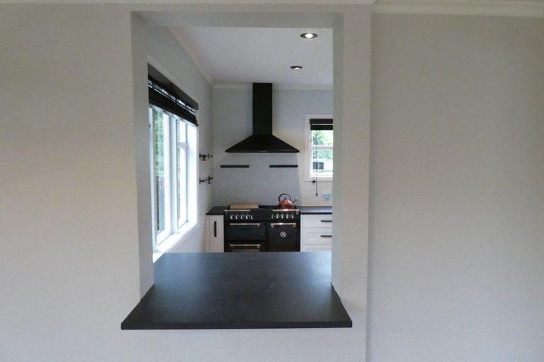 Photo of property in 14 Cheshire Street, Wilton, Wellington, 6012