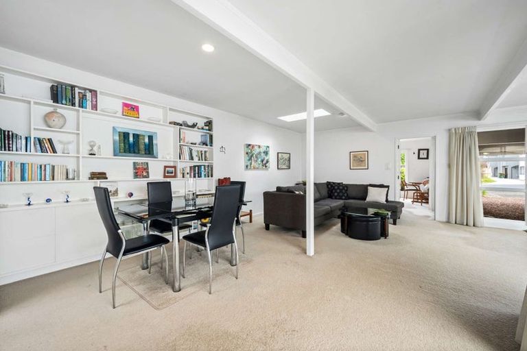 Photo of property in 2/310 Bucklands Beach Road, Bucklands Beach, Auckland, 2012