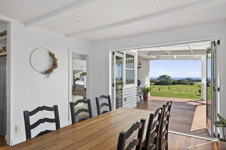 Photo of property in 207 Upper Pitone Road, Pitone, New Plymouth, 4374