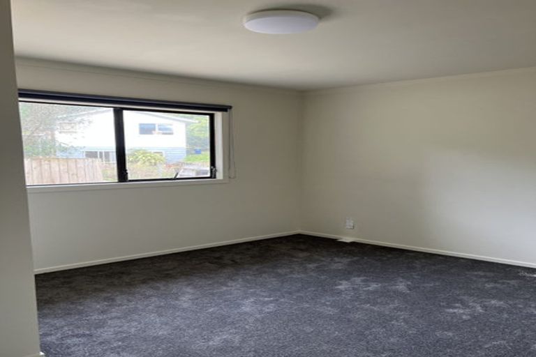 Photo of property in 2/45 Castleton Street, Birkdale, Auckland, 0626