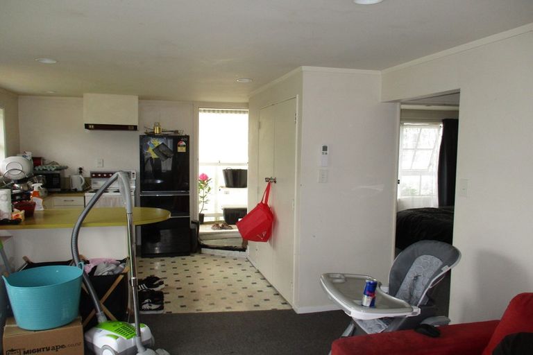 Photo of property in 30 Mana Esplanade, Paremata, Porirua, 5026