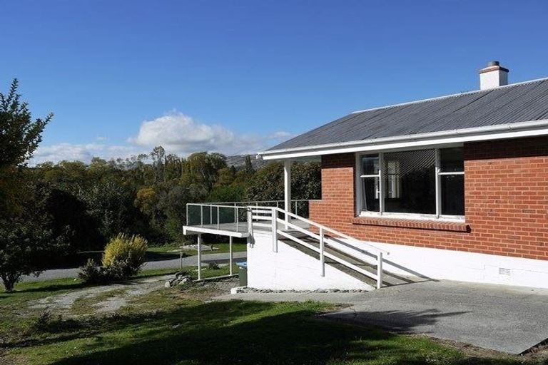 Photo of property in 41 Cheviot Street, Roxburgh, 9500