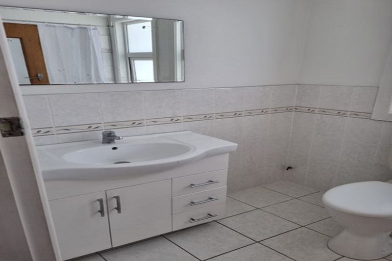 Photo of property in 1 Aurora Street, Petone, Lower Hutt, 5012