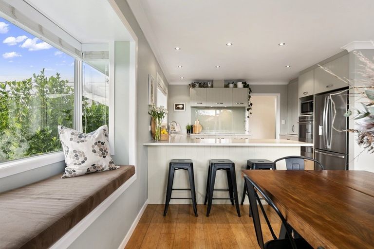 Photo of property in 37 Glenmonarch Place, Pyes Pa, Tauranga, 3112