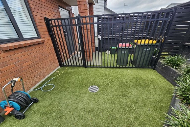 Photo of property in 44 Bight Road, Long Bay, Auckland, 0630