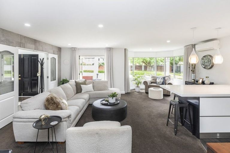 Photo of property in 20 Hussey Road, Harewood, Christchurch, 8051