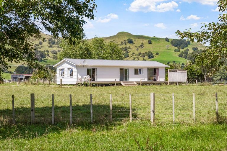 Photo of property in 1833 Pakiri Road, Whangaripo, Wellsford, 0972