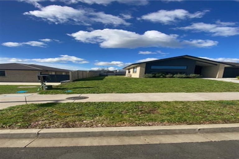 Photo of property in 12 Peter Bourne Drive, Pokeno, 2402