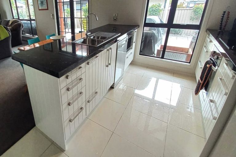 Photo of property in 73b Molyneux Avenue, Cromwell, 9310