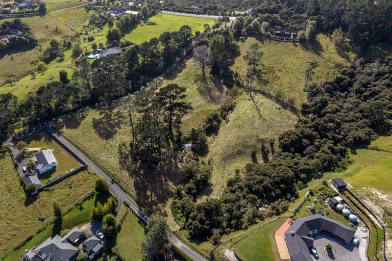 Photo of property in 15 Elmore Road, Paremoremo, Auckland, 0793