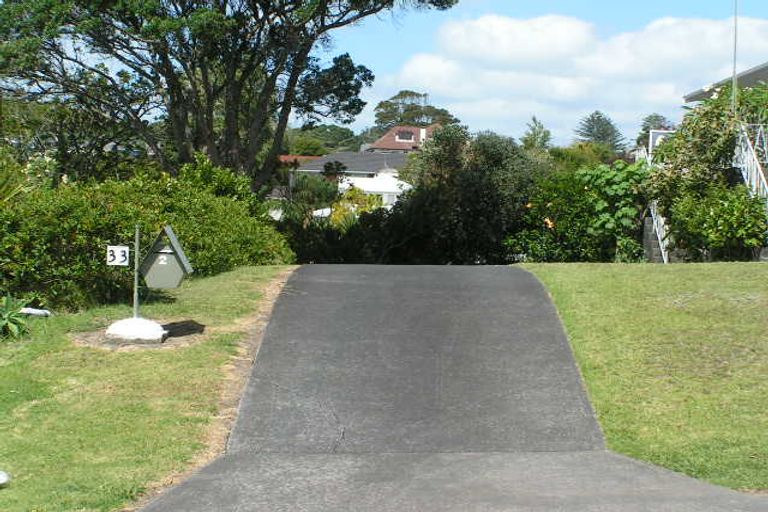 Photo of property in 2/33 Hauraki Road, Hauraki, Auckland, 0622