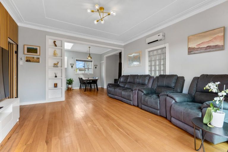 Photo of property in 1835 Egmont Road, Kaimiro, Inglewood, 4386