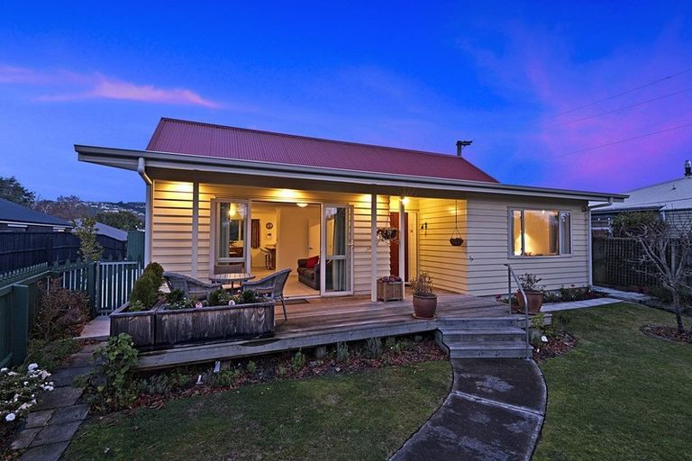 Photo of property in 22 Darley Street, Somerfield, Christchurch, 8024