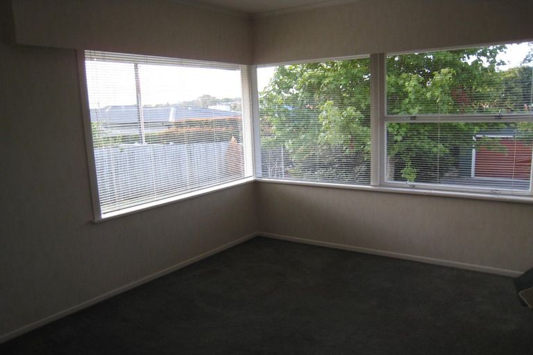 Photo of property in 1/14a Fenwick Avenue, Milford, Auckland, 0620