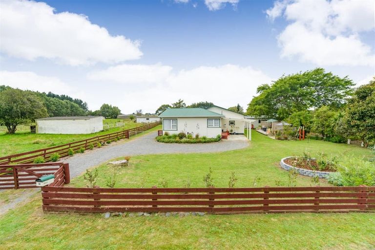 Photo of property in 60 Johnson Street, Bulls, 4818