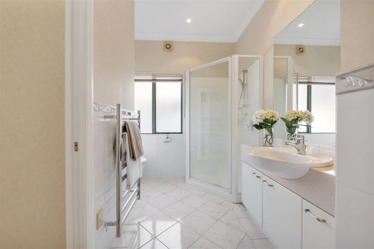 Photo of property in 23 Grammar School Road, Pakuranga, Auckland, 2010