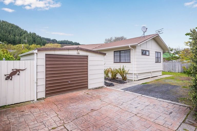 Photo of property in 52a Hinemoa Street, Paraparaumu, 5032