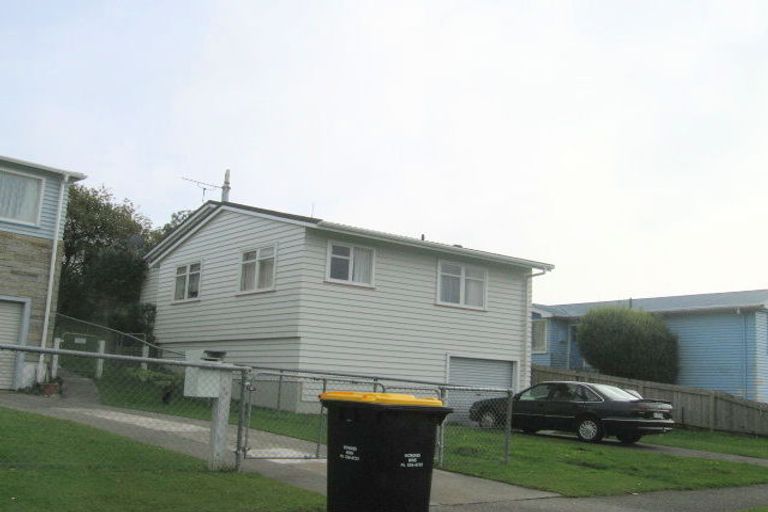 Photo of property in 49 Beaumaris Crescent, Ascot Park, Porirua, 5024