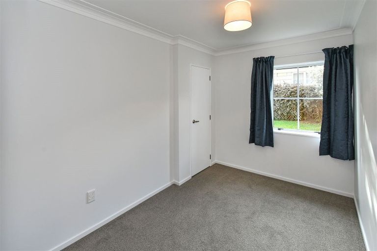 Photo of property in 2/2 Tampin Road, Hillpark, Auckland, 2102