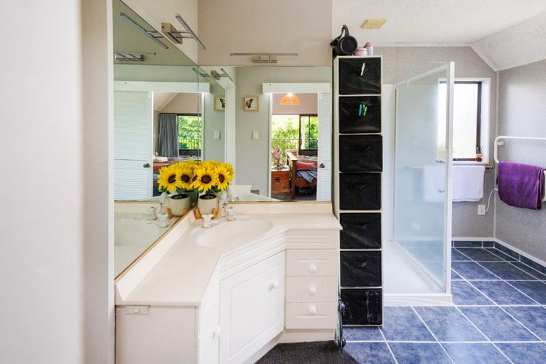 Photo of property in 22 Truscott Grove, Awapuni, Palmerston North, 4412