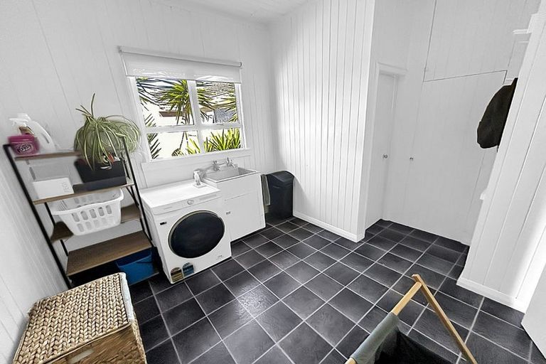 Photo of property in 4 Owen Street, Gonville, Whanganui, 4501